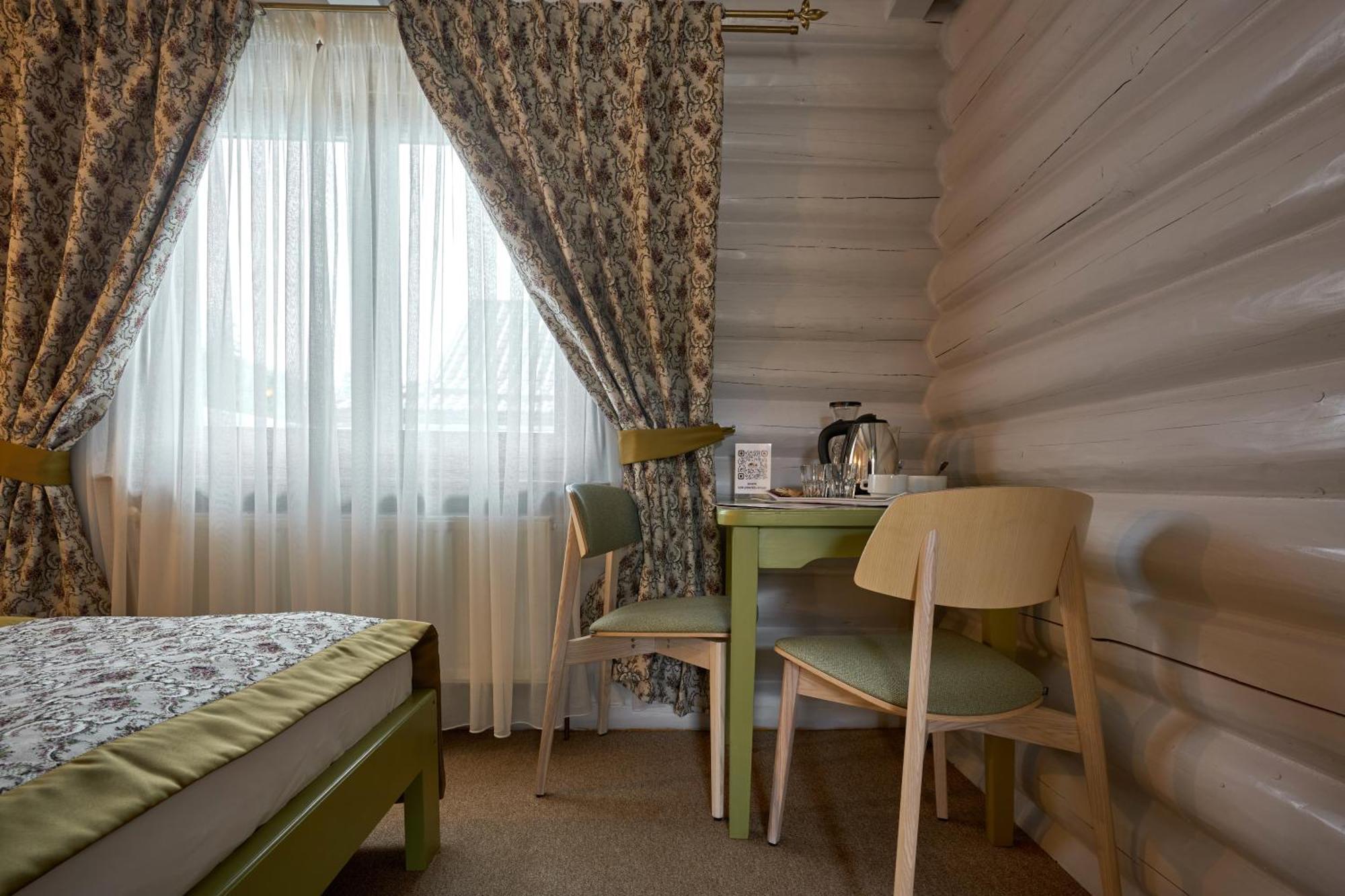 Hotel Vedmezhyi Dvir بوكوفِل المظهر الخارجي الصورة
