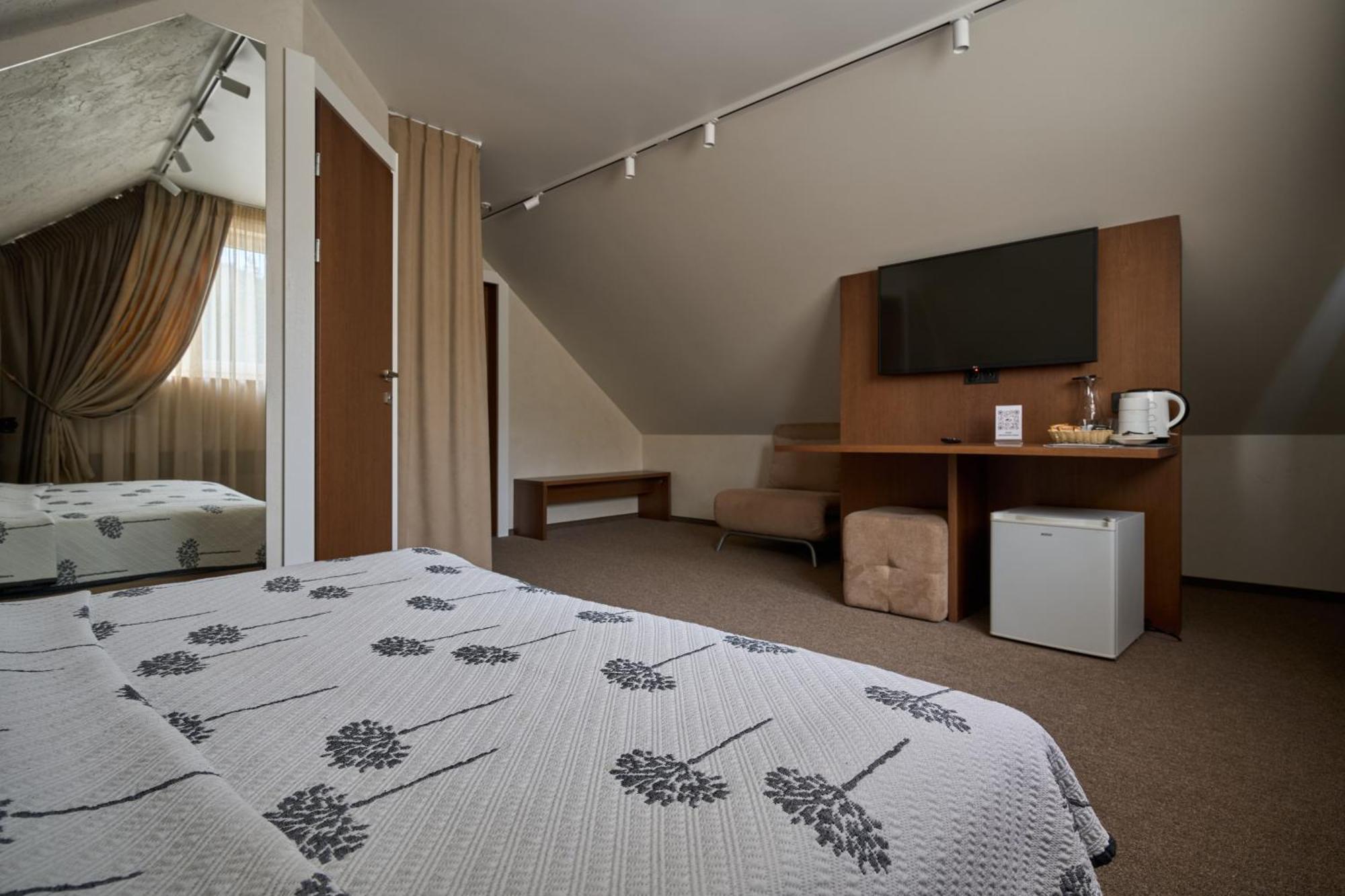 Hotel Vedmezhyi Dvir بوكوفِل المظهر الخارجي الصورة